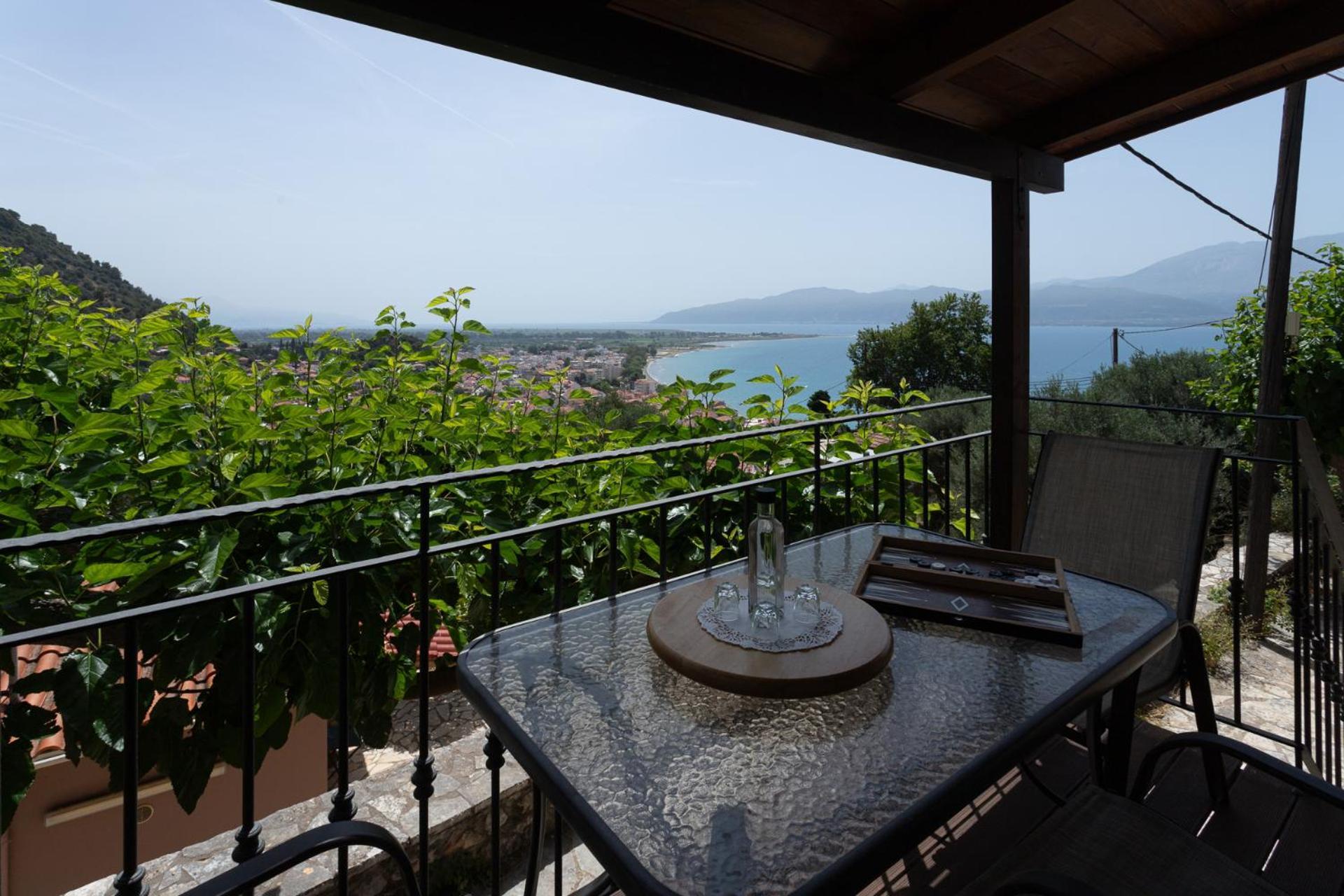 To Spiti Sto Castro Nafpaktos Exterior foto